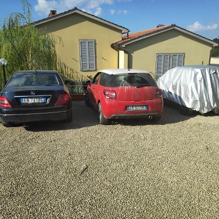 La Dolce Vita Studio With Free Private Parking Siena Exteriör bild