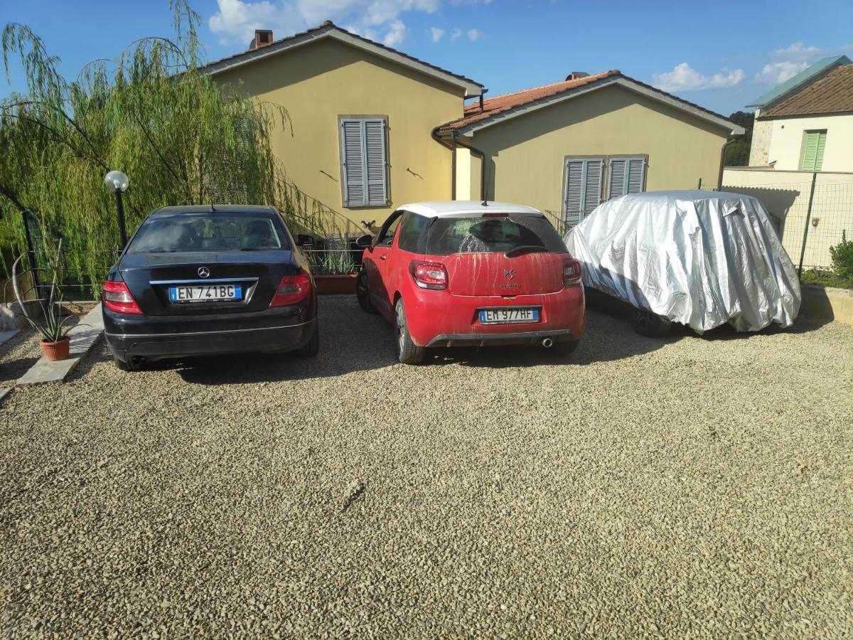 La Dolce Vita Studio With Free Private Parking Siena Exteriör bild